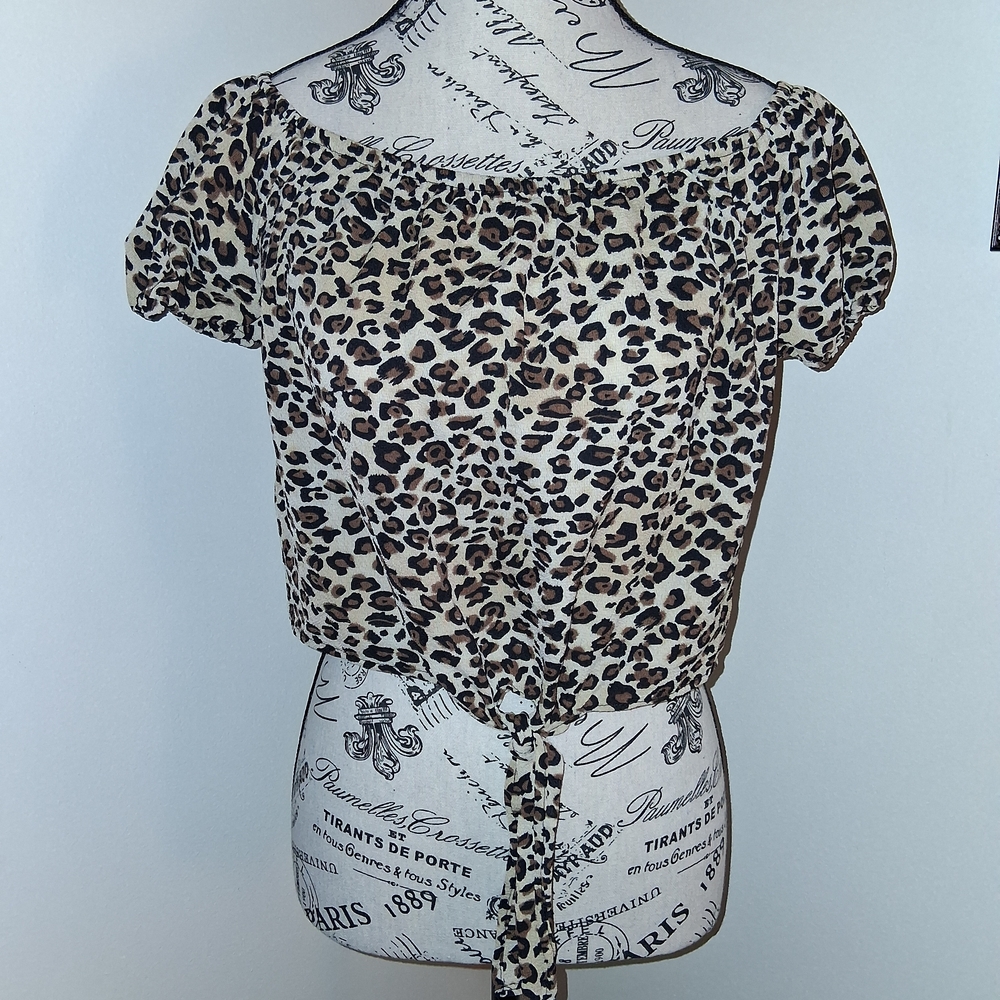 Sold Ambiance Leopard Print Tie-Front Crop Top